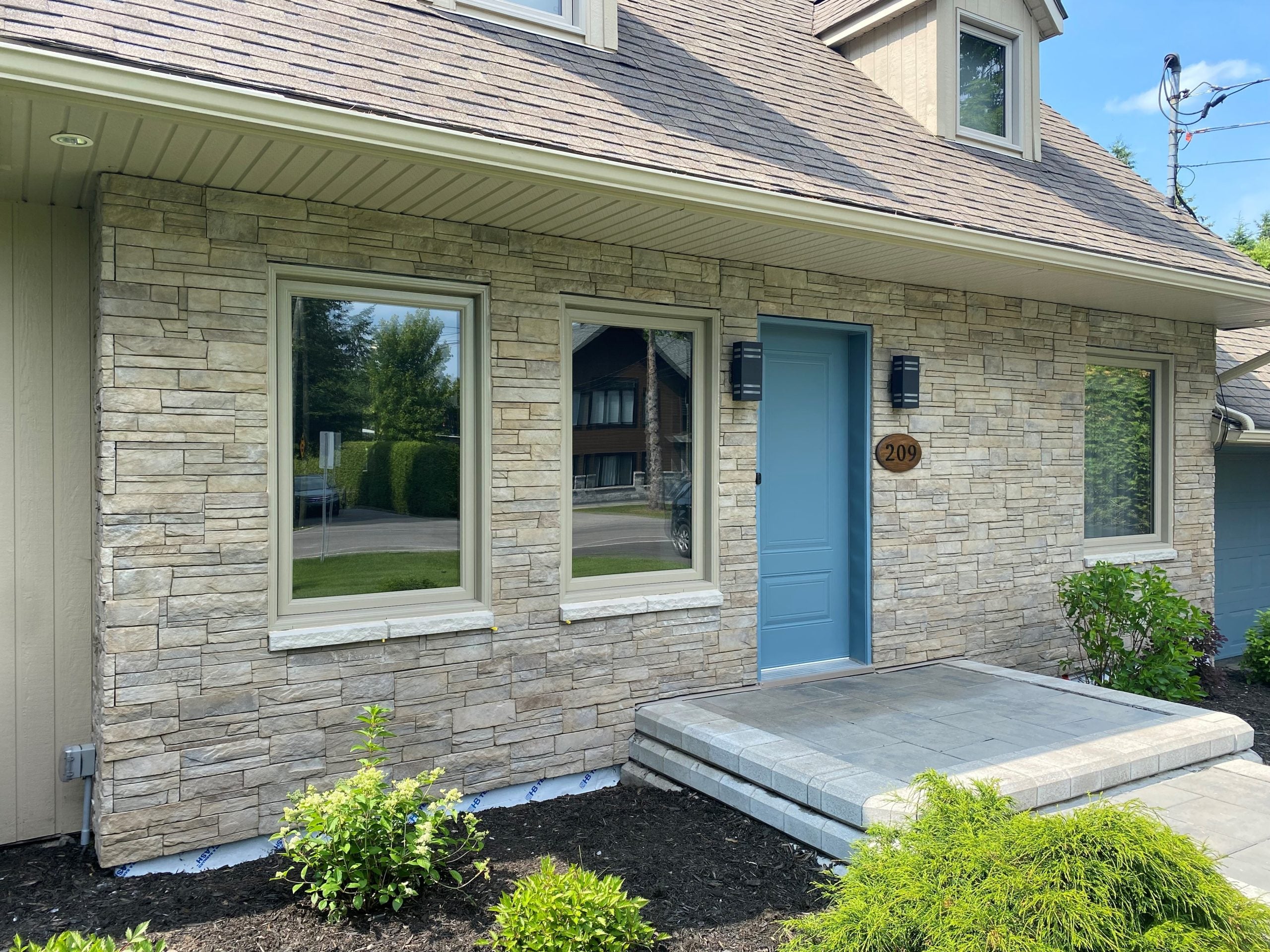 Screw-On Panels - Castle Rock
