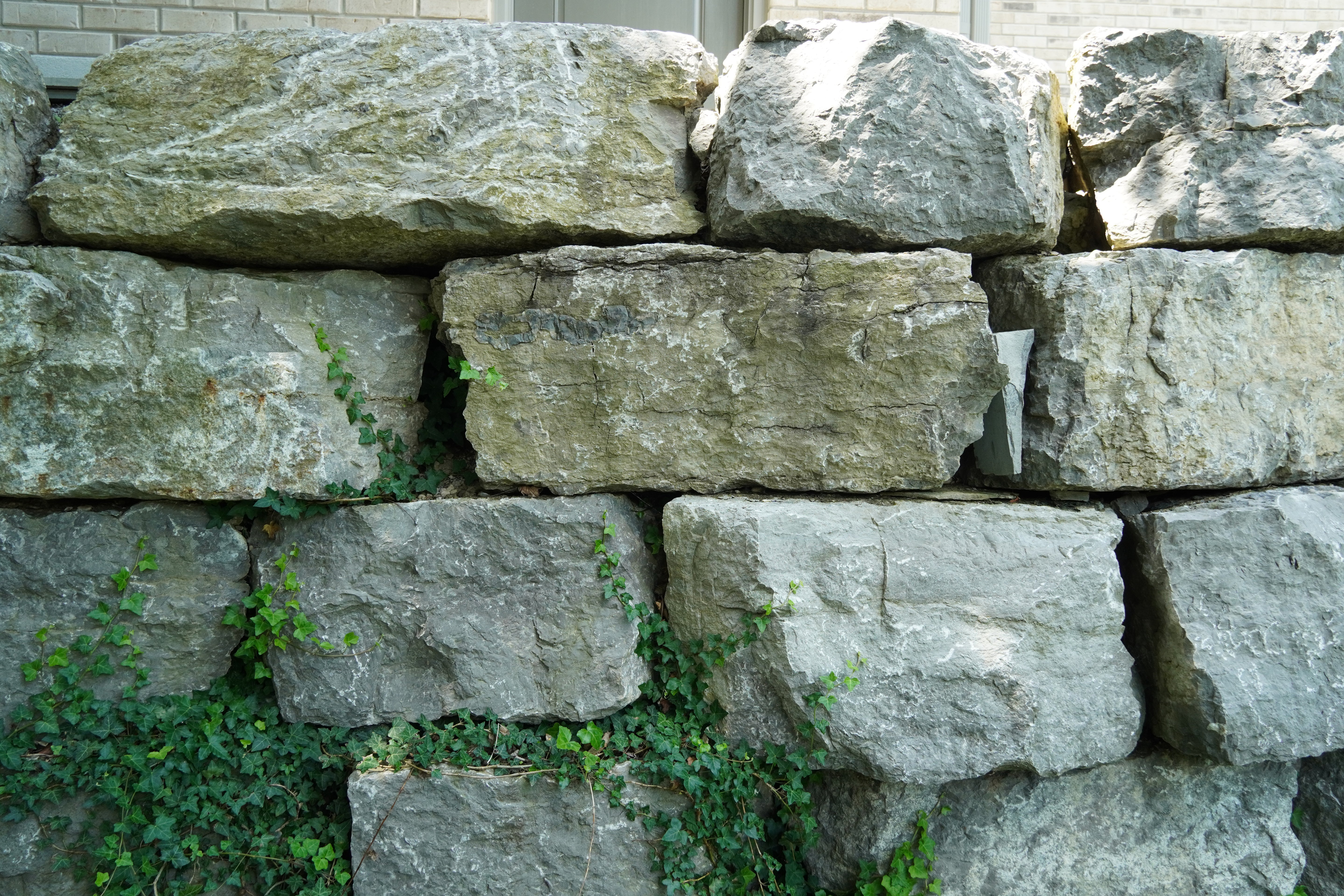 Natural Armourstone - Kawartha Grey