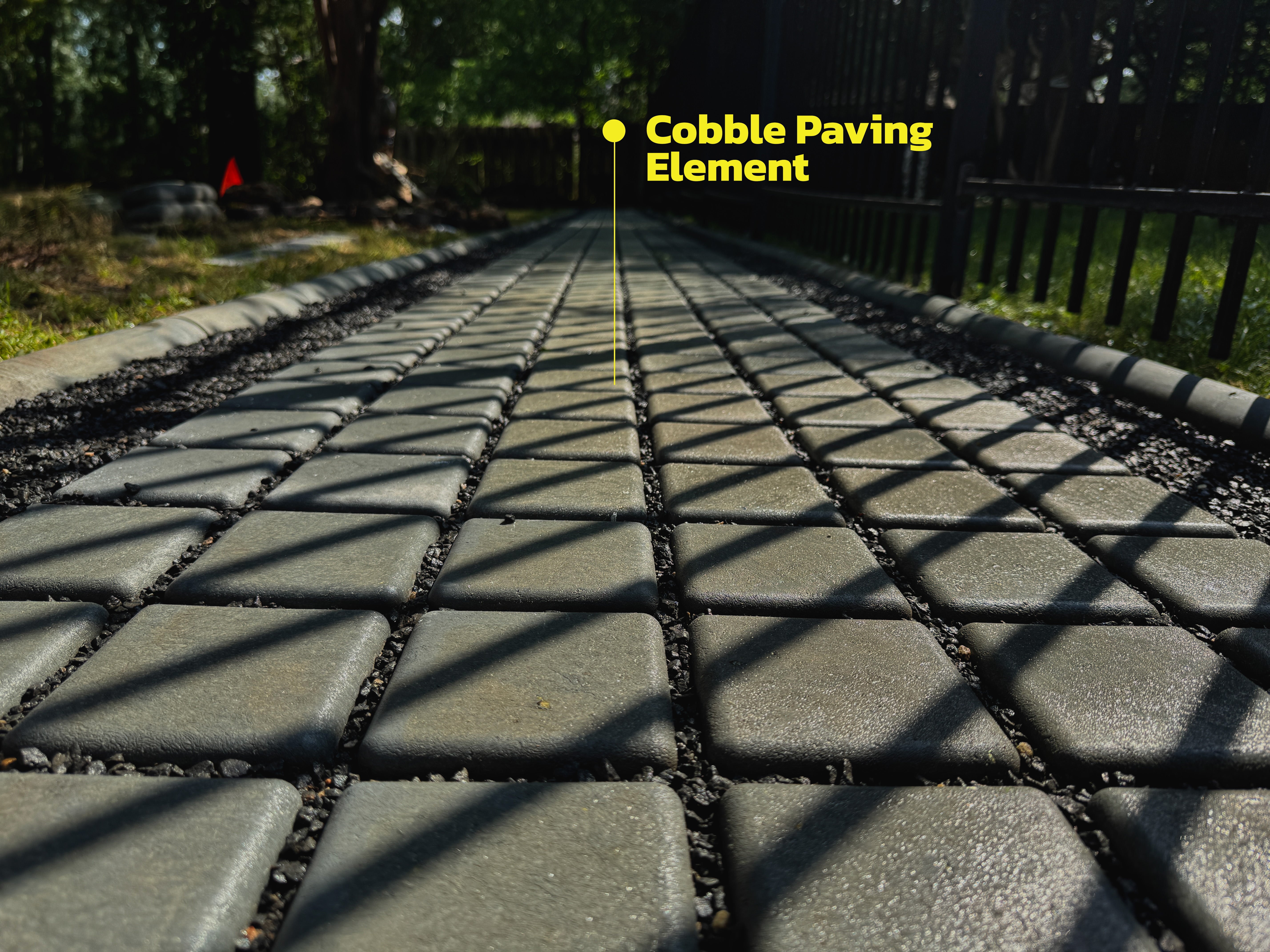 Cobble Paving Element