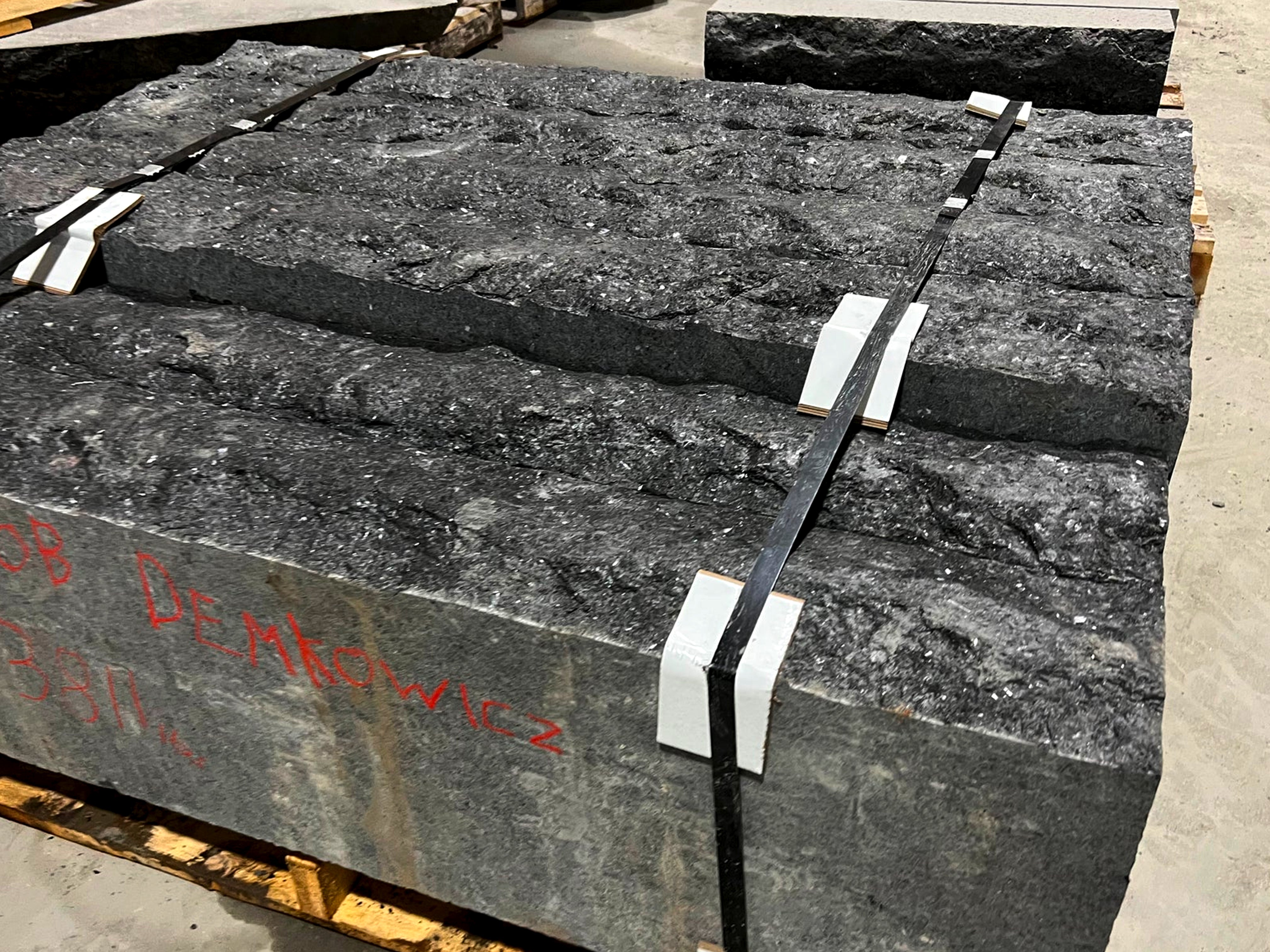 Natural Stone Steps - Dana Black Granite