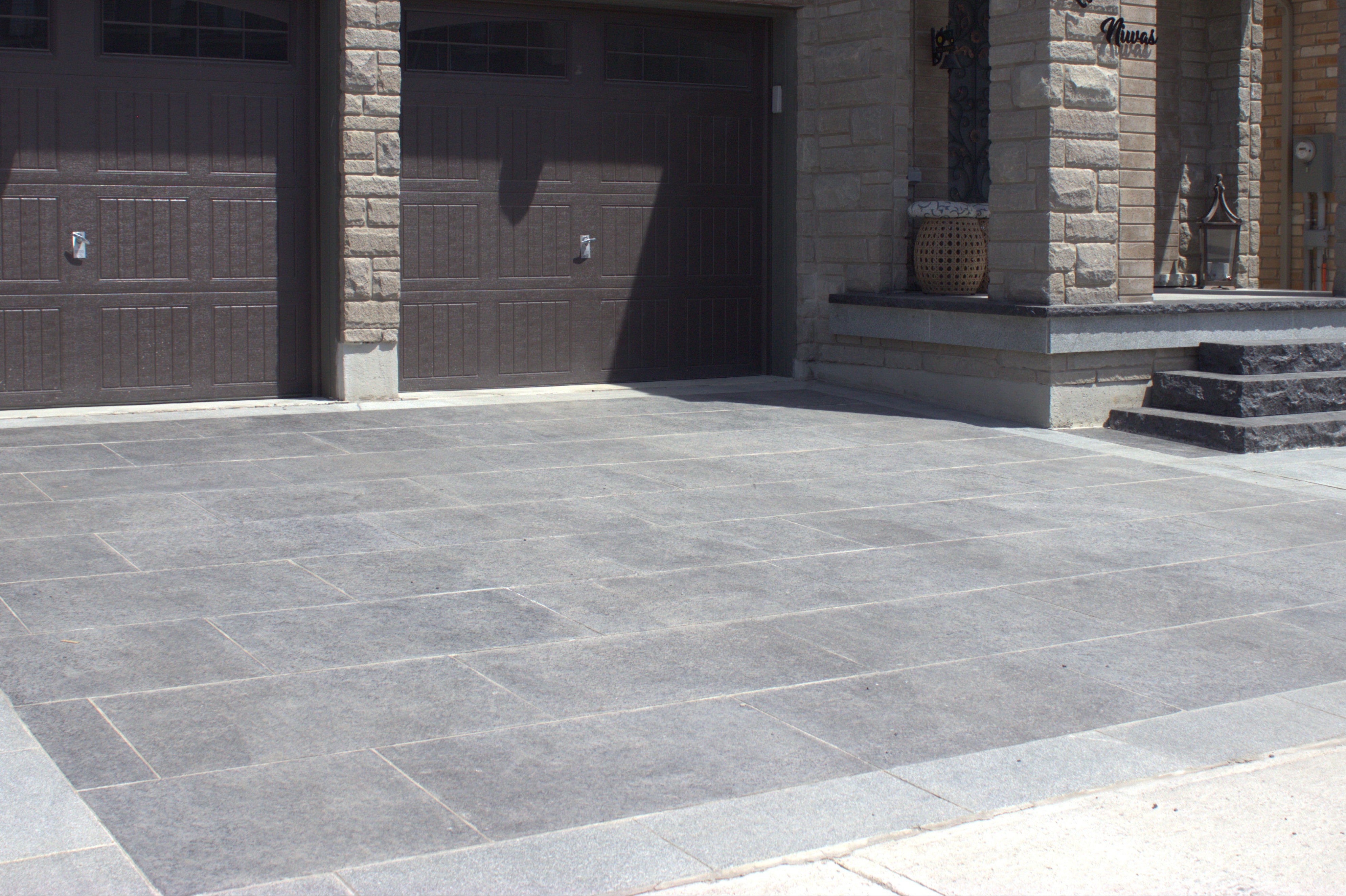Flagstone Pavers - Salt & Pepper