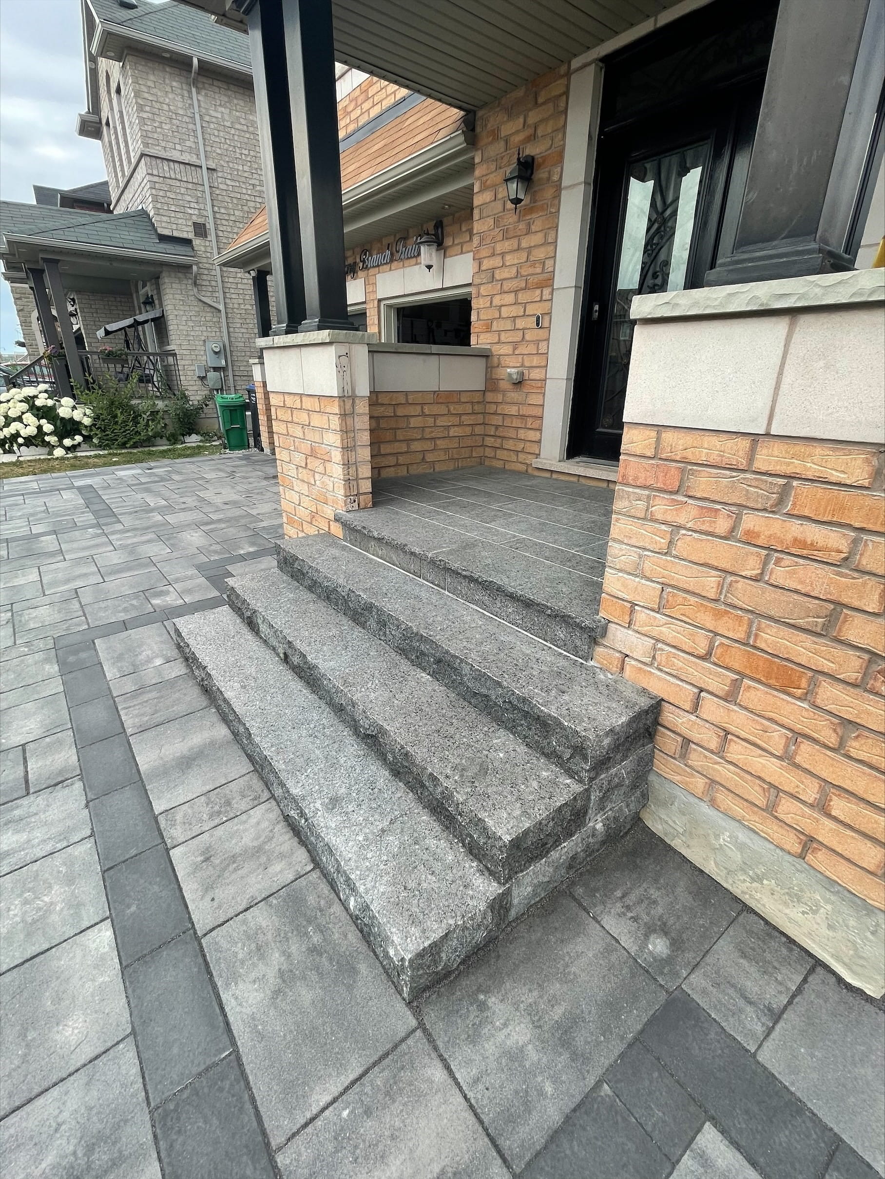 Curbs - Silver Grey Granite