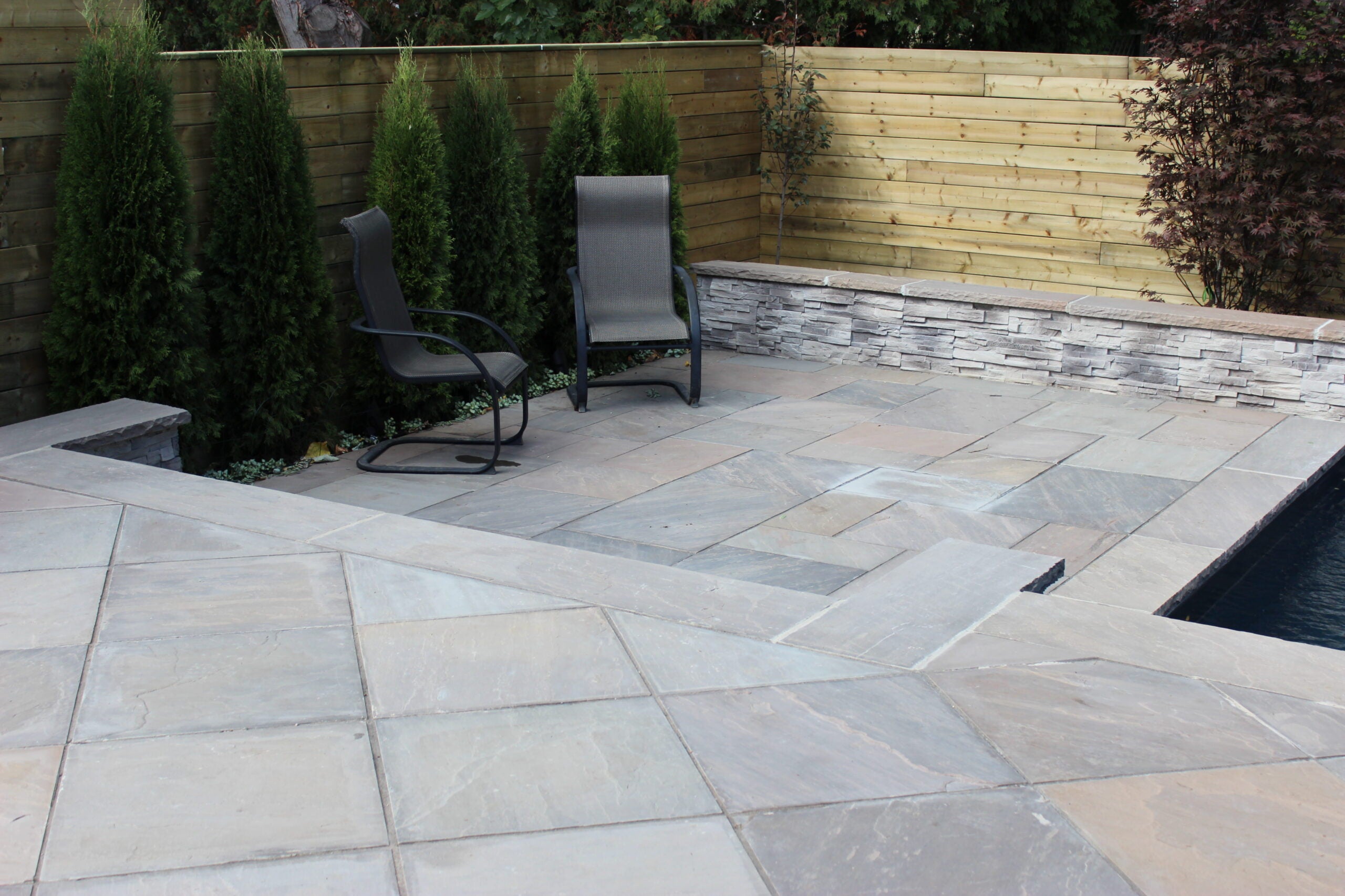 Curbs - Slate Grey